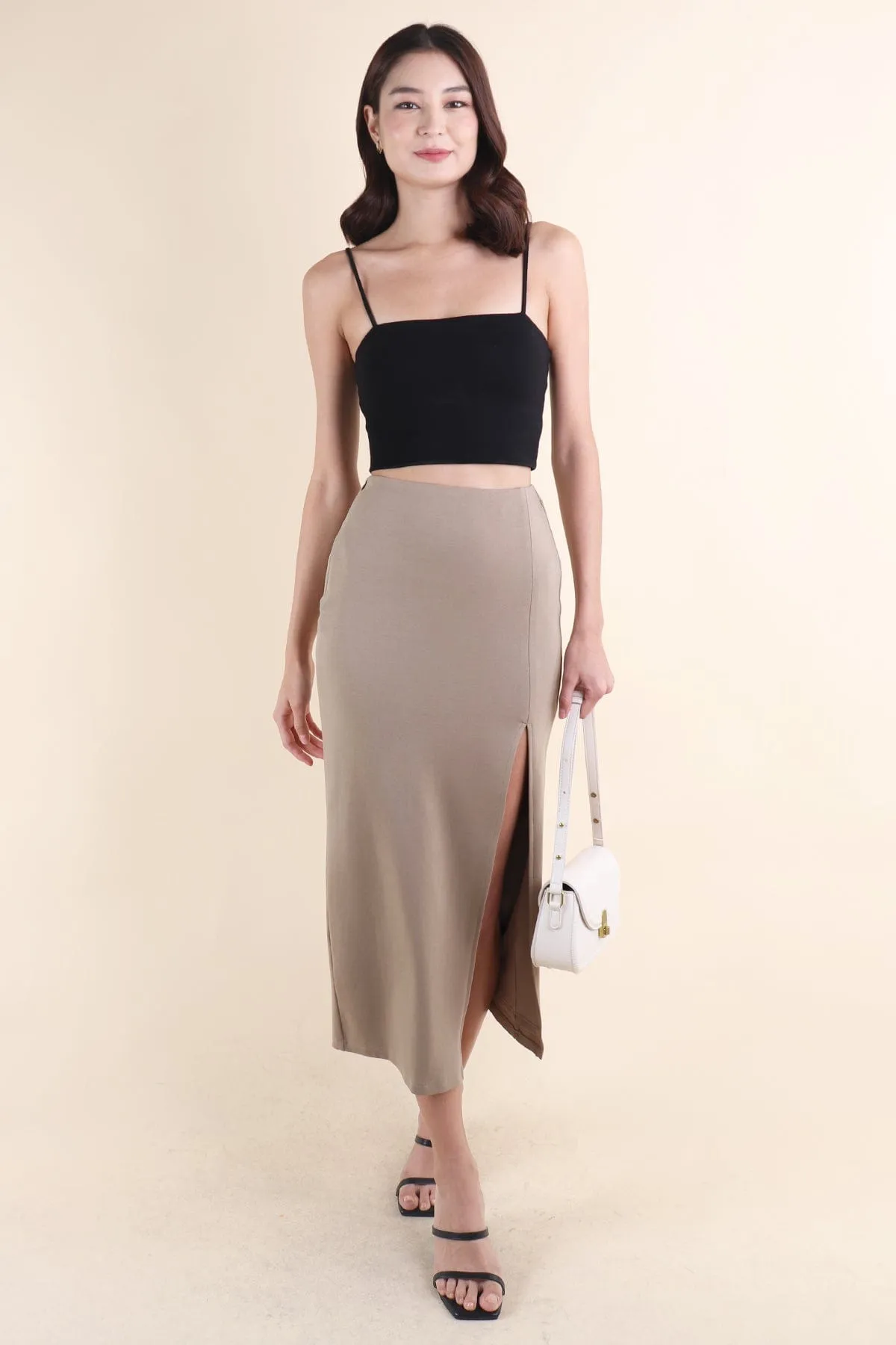 EVERDEEN SLIT SKIRT IN ECRU