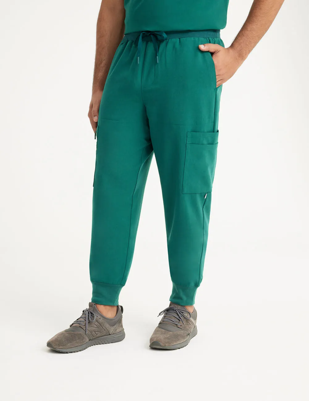 Mens 10-Pocket Jogger Scrub Pants - Hunter Green