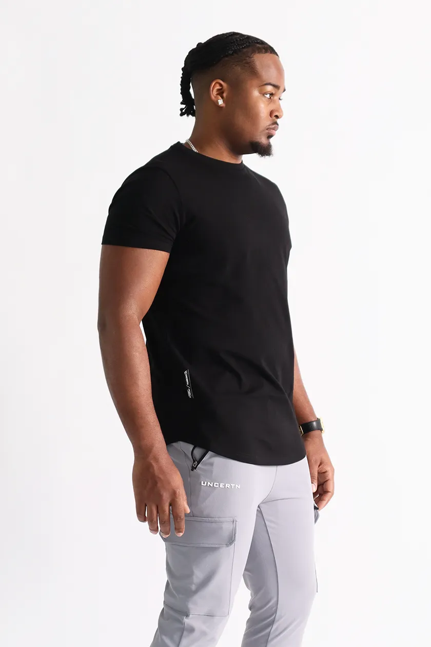 UC01 Arrival Scoop Tee - Black